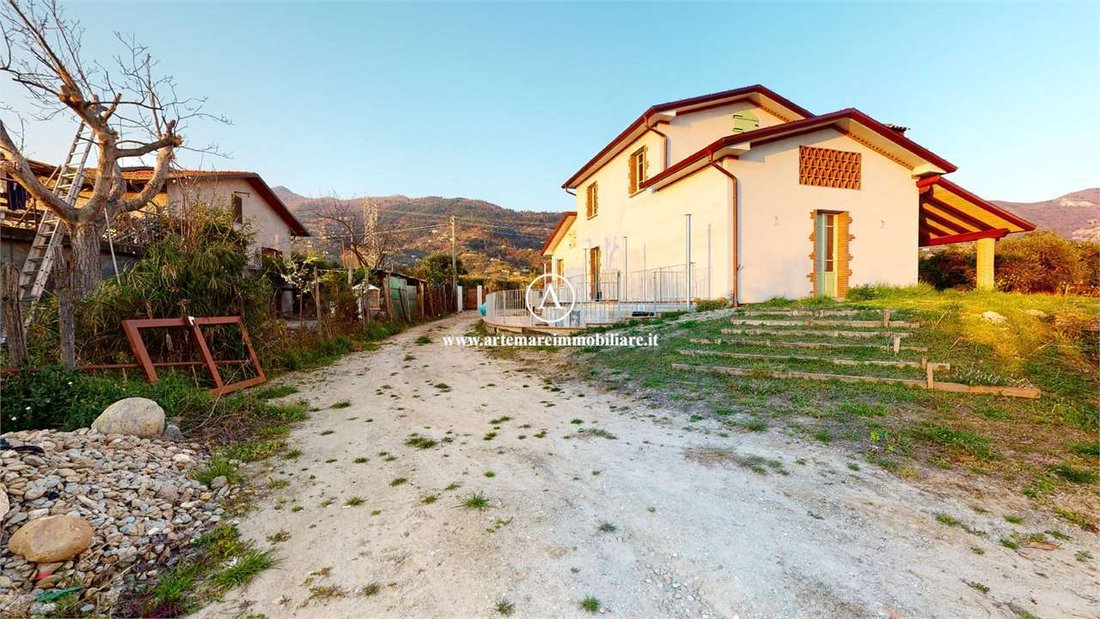 Villa in Strettoia-Capezzano-Valdicastello, Pietrasanta, Tuscany 4 - 12916902
