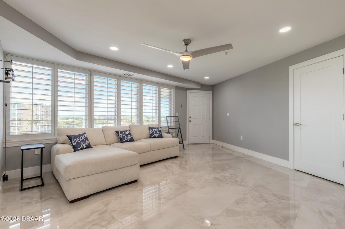 Condo in Port Orange, Florida, United States 5 - 18093052