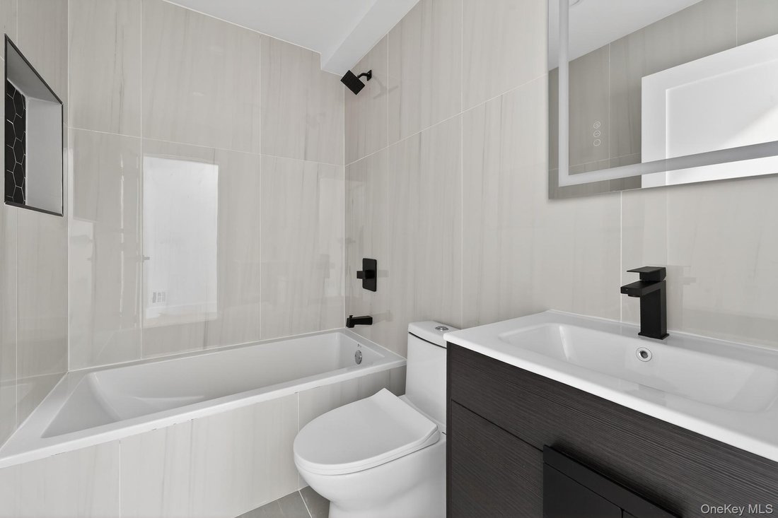 Apartment in New York, New York, United States 5 - 18263757