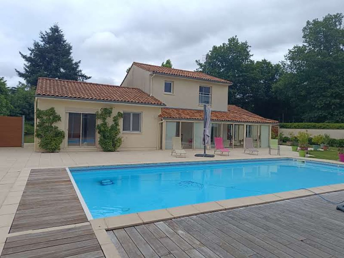 Estate in Est, Coutras, France 2 - 18261317