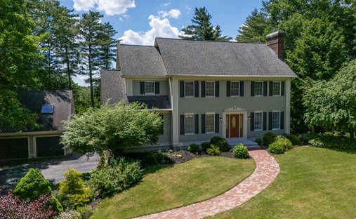 House in Londonderry, New Hampshire, United States 1