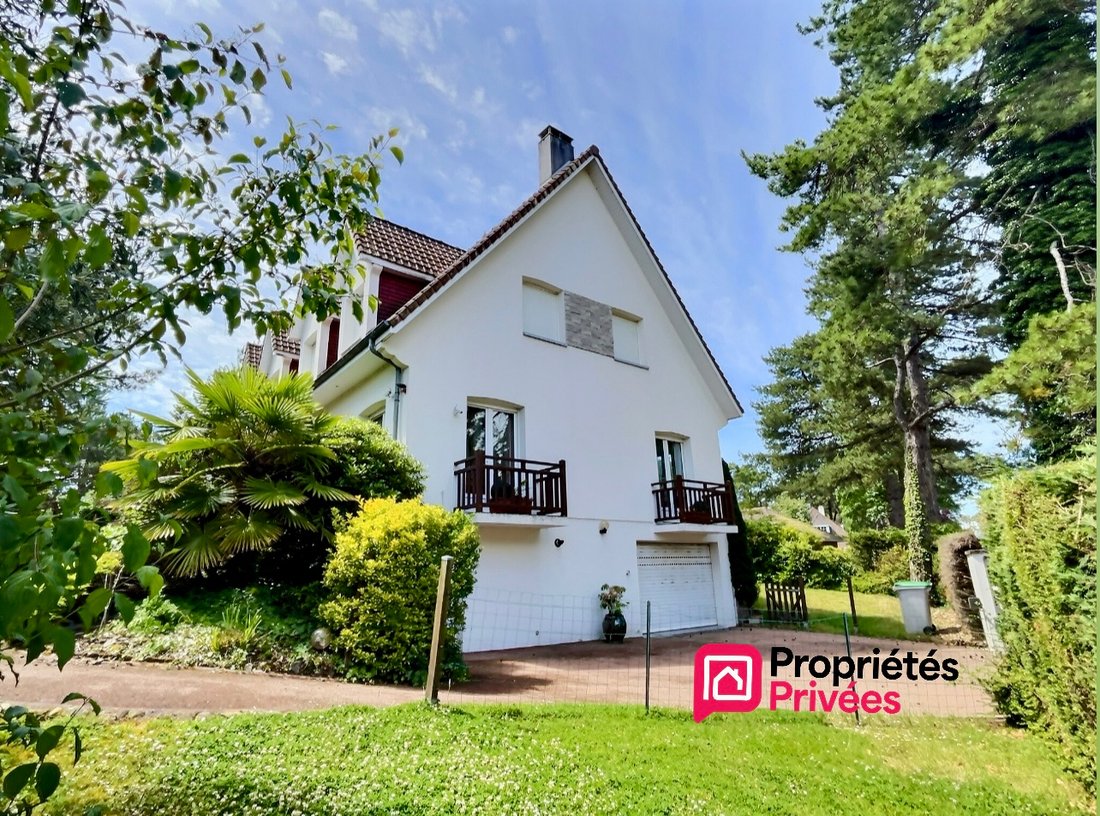 Villa in Neufchatel-Hardelot, Hauts-de-France, France 1 - 18262457