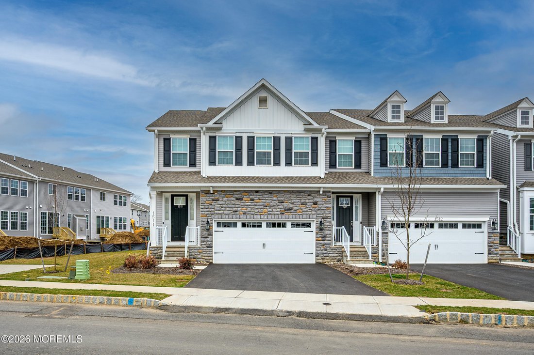 Condo in Manalapan Township, New Jersey, United States 1 - 18260503