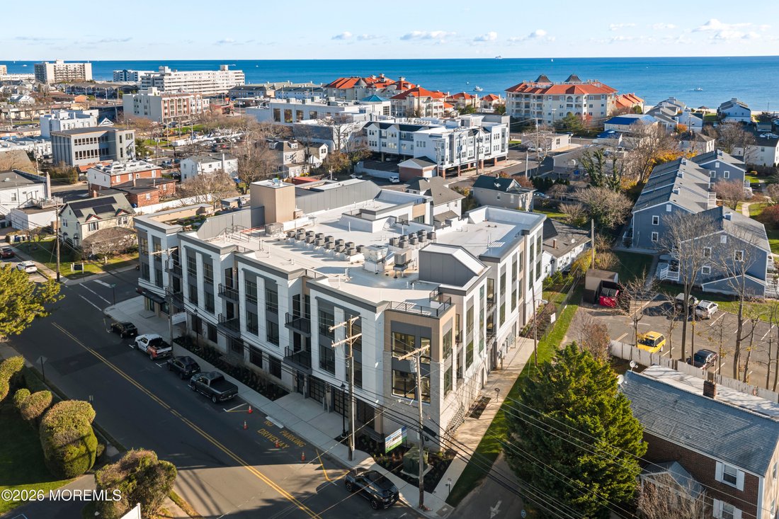 Condo in Long Branch, New Jersey, United States 1 - 18263401