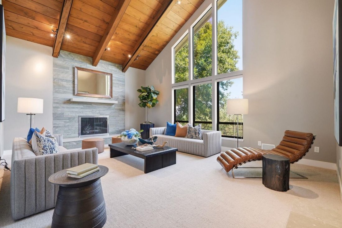 House in Los Altos Hills, California, United States 2 - 18263773