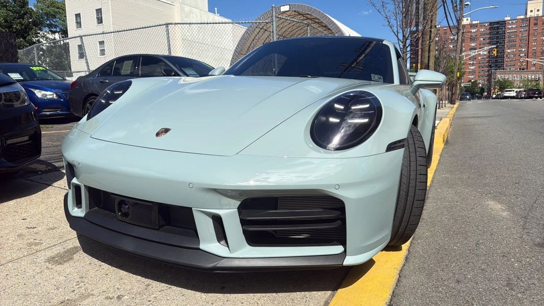 Coupe in Union City, NJ, United States 2 - 17231500