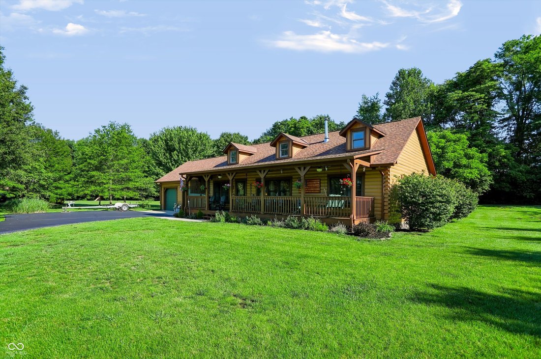 House in Trafalgar, Indiana, United States 4 - 18263312