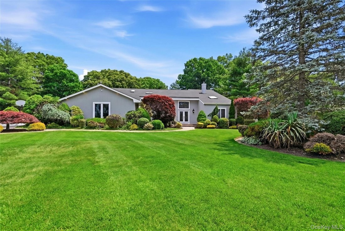 House in Huntington Station, New York, United States 1 - 18263753
