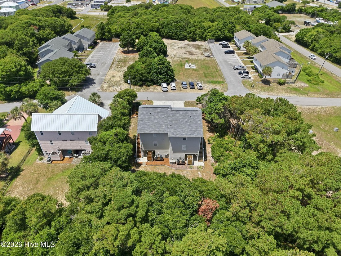 Townhouse in Emerald Isle, North Carolina, United States 4 - 17383857