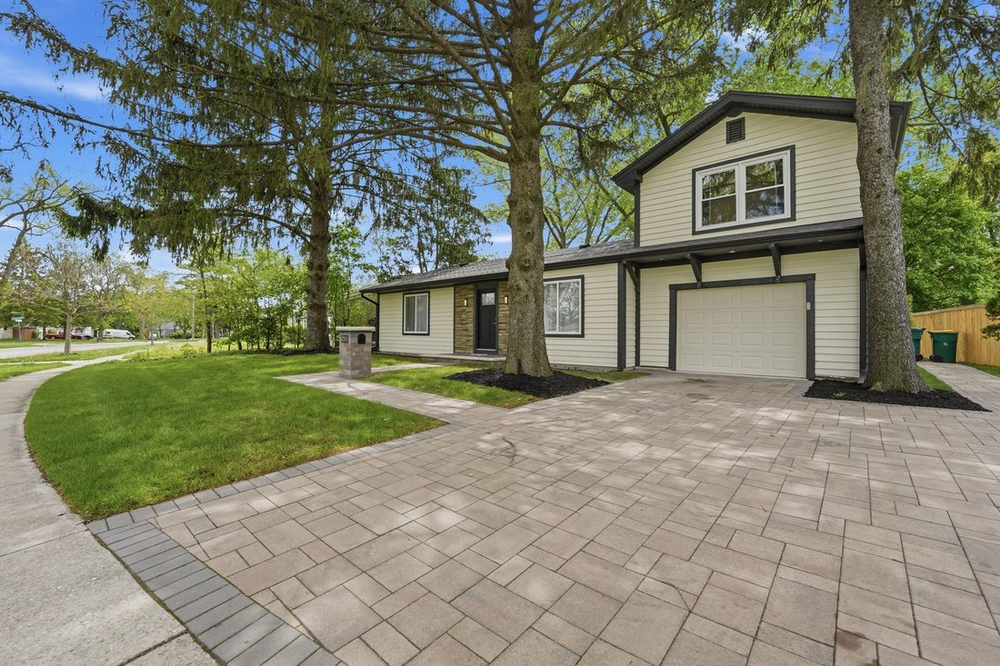 House in Buffalo Grove, Illinois, United States 2 - 18264650