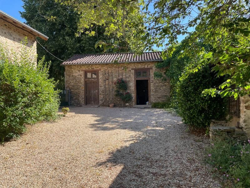 Villa in Chalus, Nouvelle-Aquitaine, France 4 - 18262478