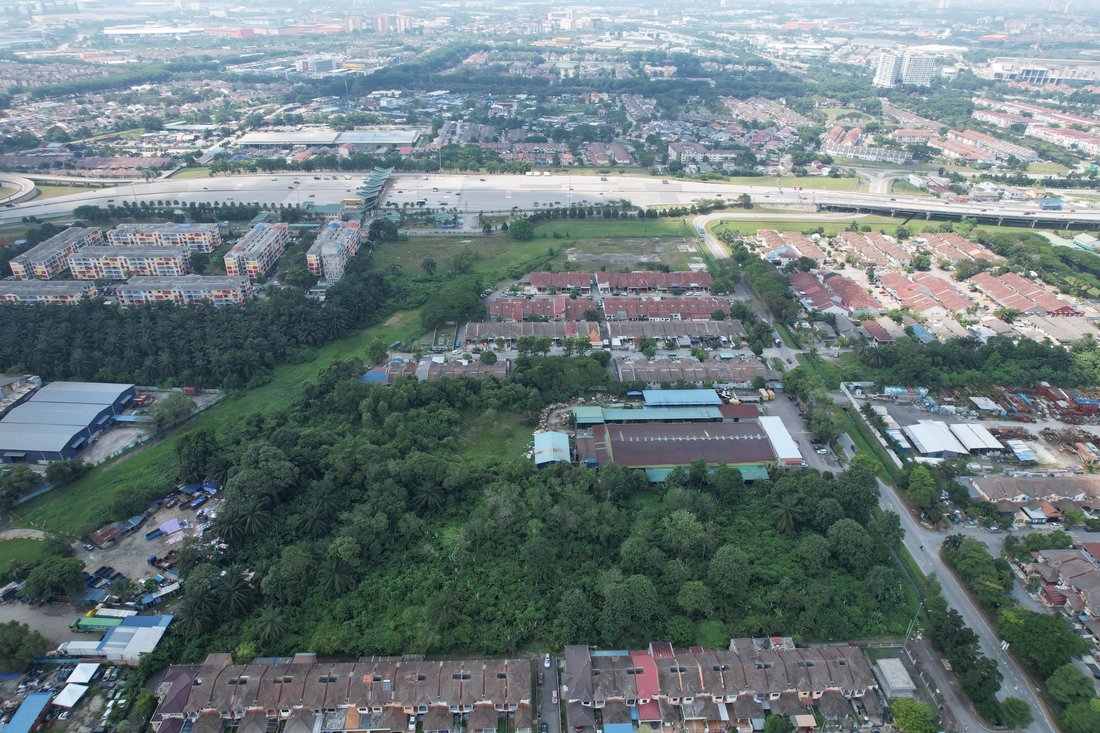 Shah Alam, Selangor, Malaysia 3 - 18260729