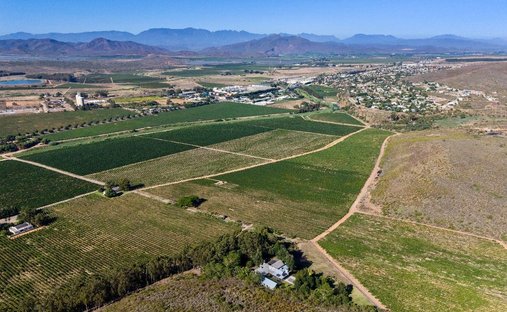 Farm Ranch in Ashton, Western Cape, South Africa 1