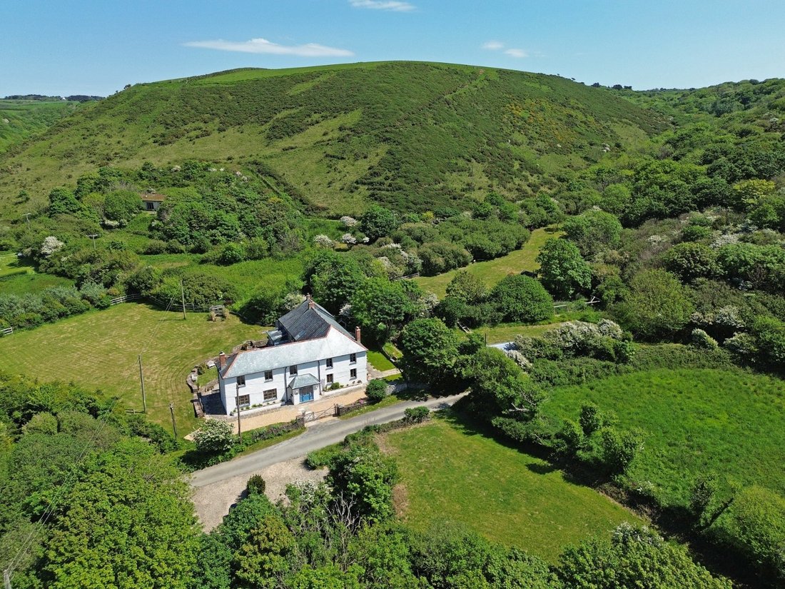 House in Devon, England 4 - 17928361