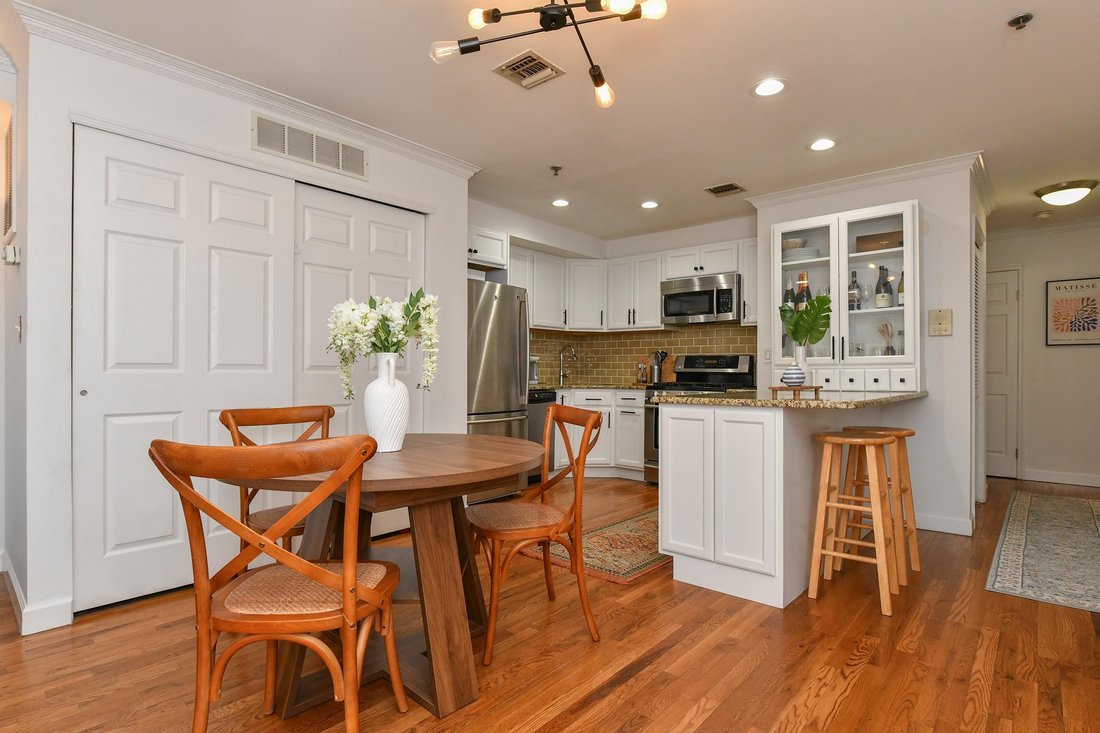 Condo in Hoboken, New Jersey, United States 5 - 18263105