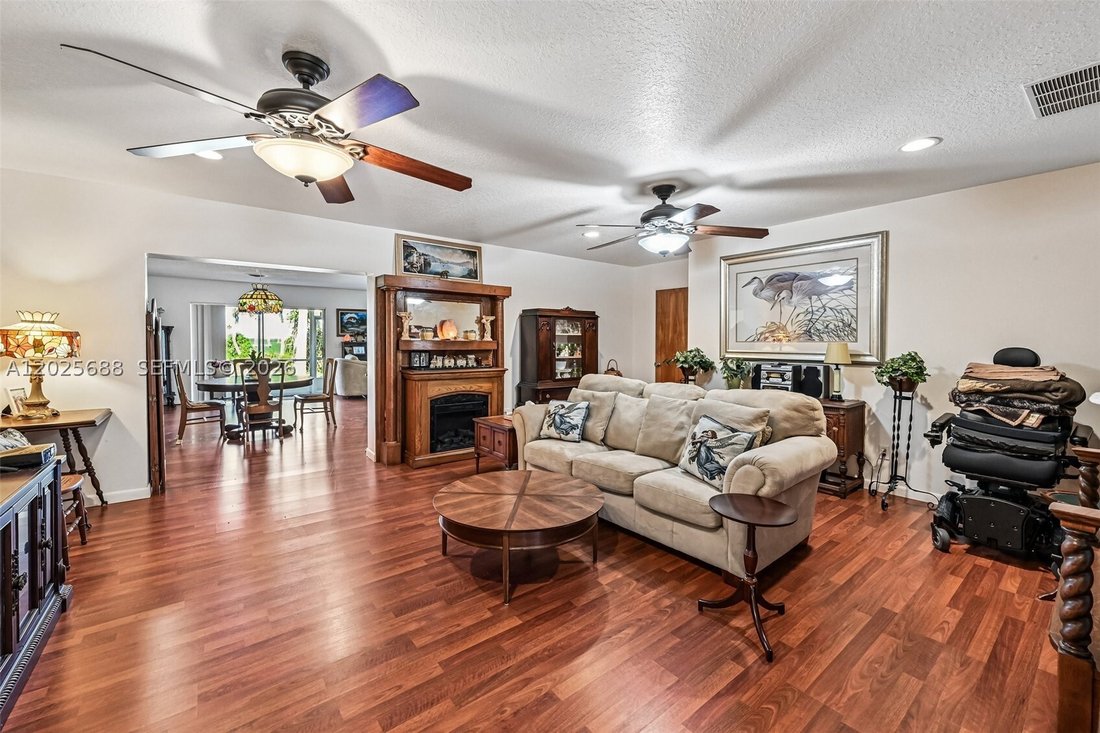 House in Fort Pierce, Florida, United States 3 - 18012845