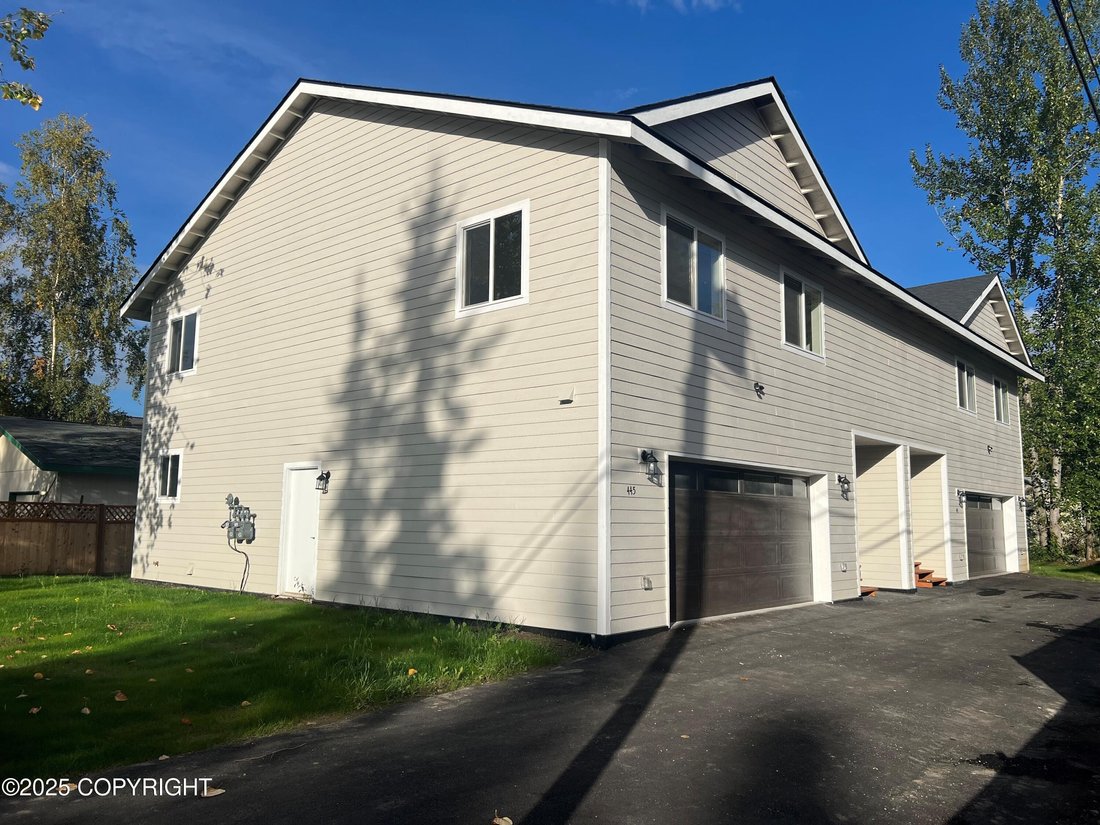 Anchorage, Alaska, United States 1 - 18263012