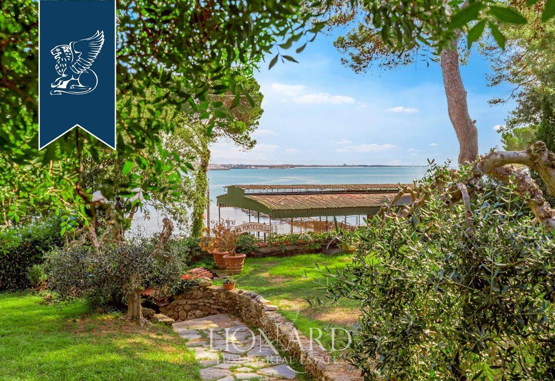 Villa in Italy 3 - 18266459