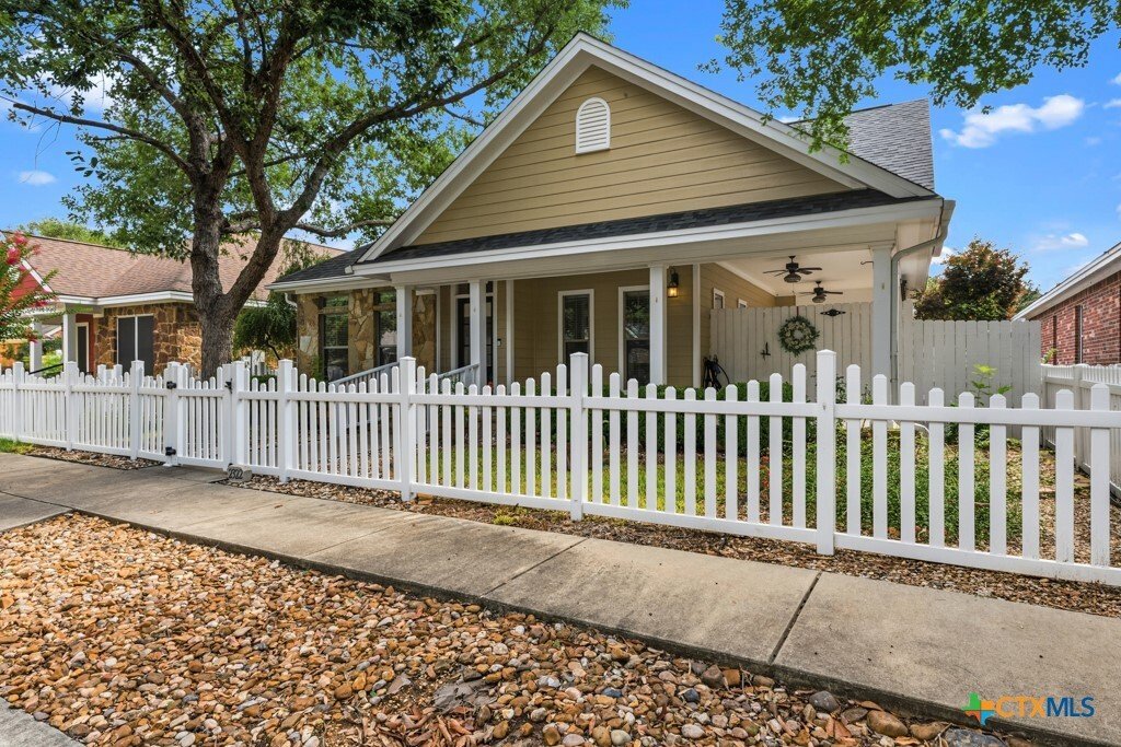 House in New Braunfels, Texas, United States 3 - 18260277
