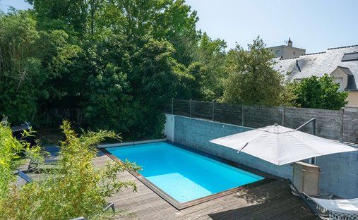 Villa in Nantes, Pays de la Loire, France 1