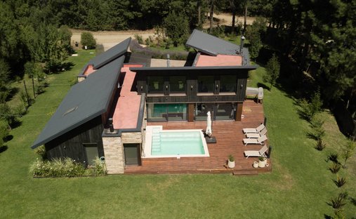 House in Cordones del Chapelco, Neuquen, Argentina 1