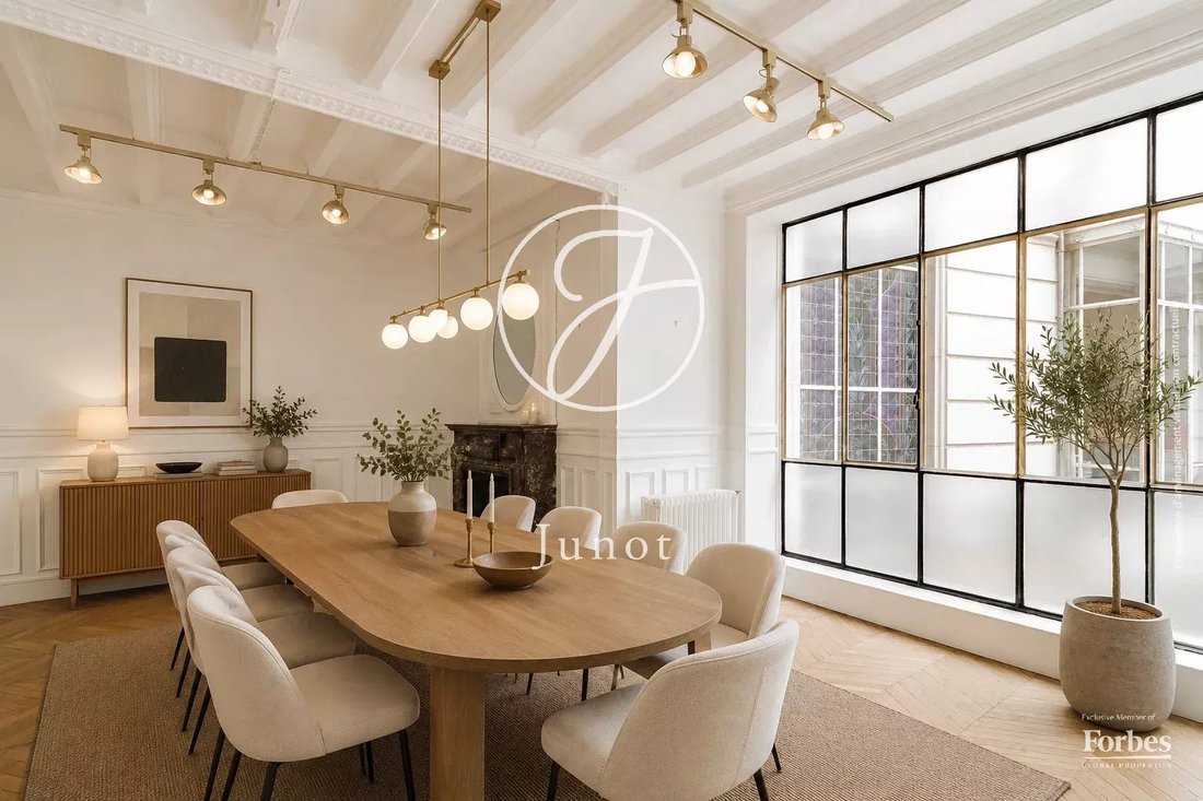 Apartment in Parc Monceau, Paris 8e Arrondissement, Paris 2 - 17976653