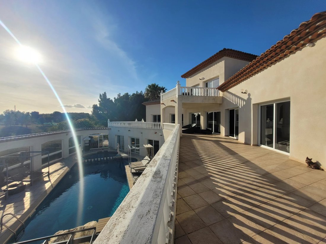 Estate in Bages, Occitania, France 1 - 18262283