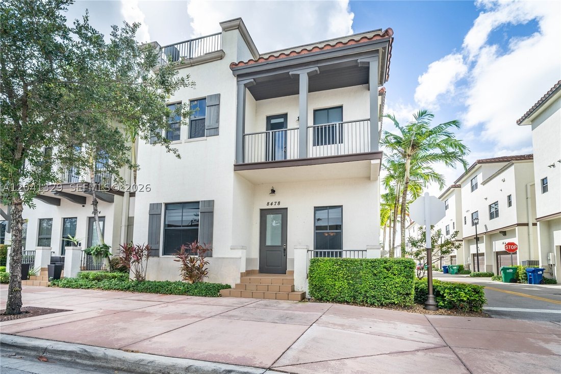 Condo in Miami Springs, Florida, United States 1 - 18264360