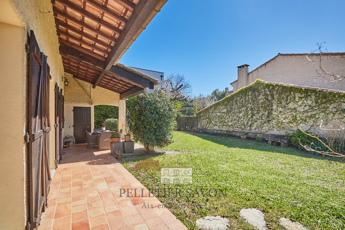 House in Granettes-Jauberte-Sainte Anne, Aix-en-Provence, France 2 - 18261601