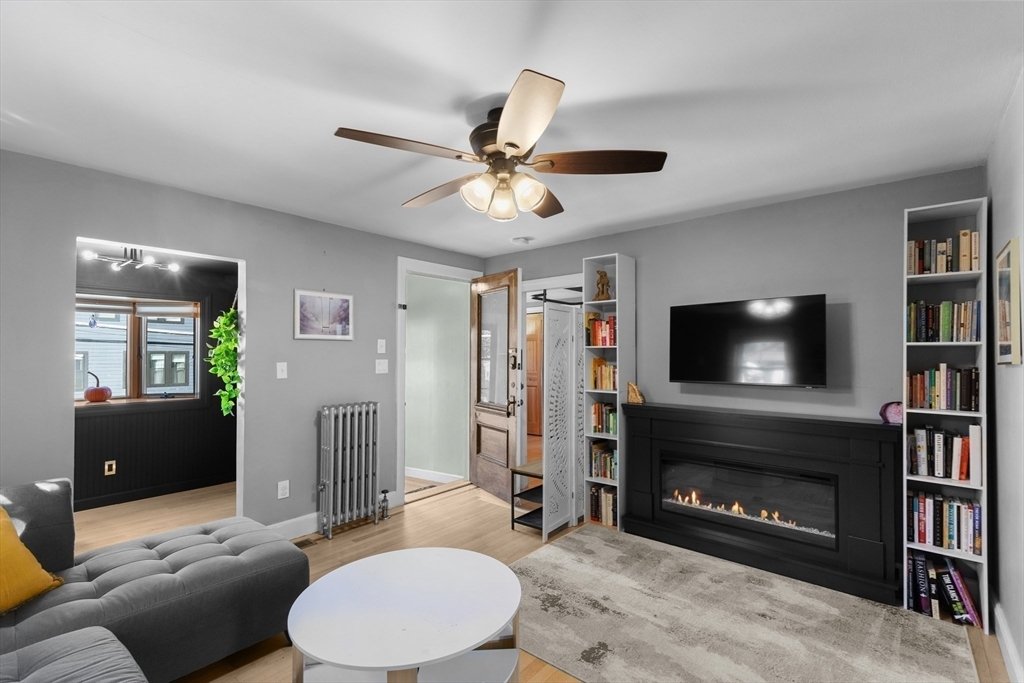 House in Medford, Massachusetts, United States 3 - 18266185