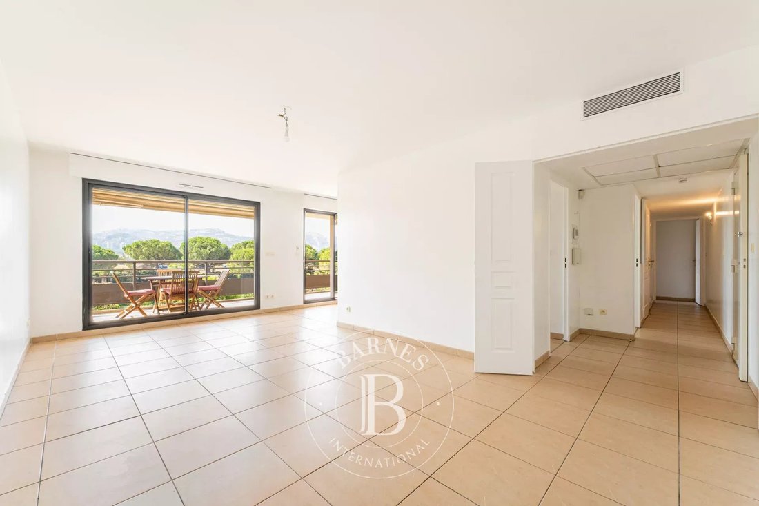 Apartment in La Plage, 8e Arrondissement, Marseille 3 - 18262295