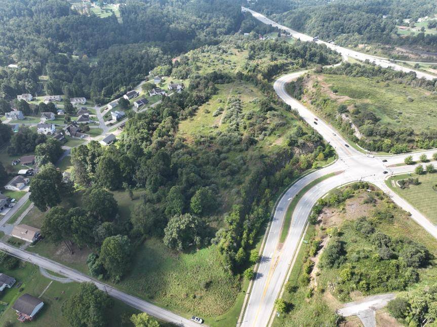 Land in Fairmont, West Virginia, United States 1 - 18263807