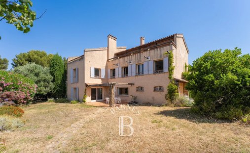 Villa in Est Reganat Destral, Carry-le-Rouet, France 1