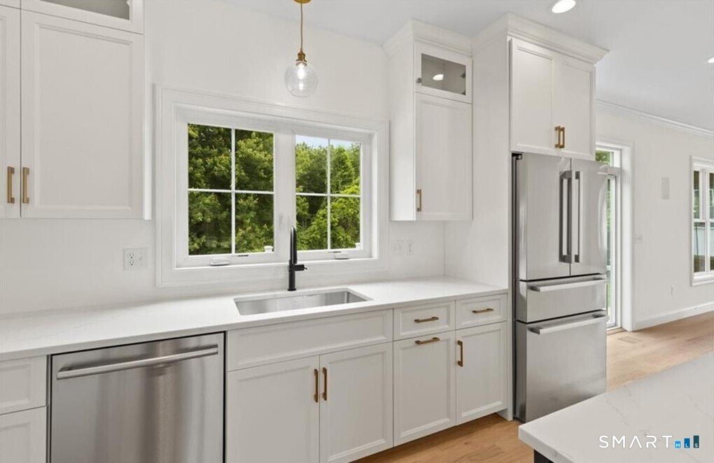 House in Manchester, Connecticut, United States 3 - 18263463