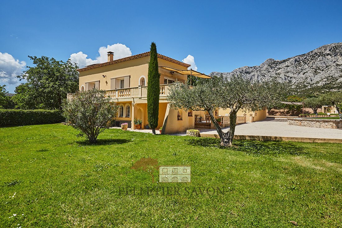 House in Puyloubier, Provence-Alpes-Côte d'Azur, France 2 - 18261386