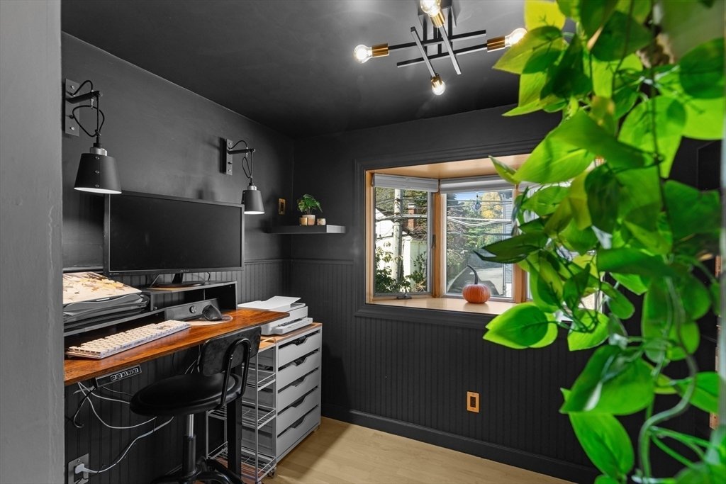 House in Medford, Massachusetts, United States 4 - 18266185
