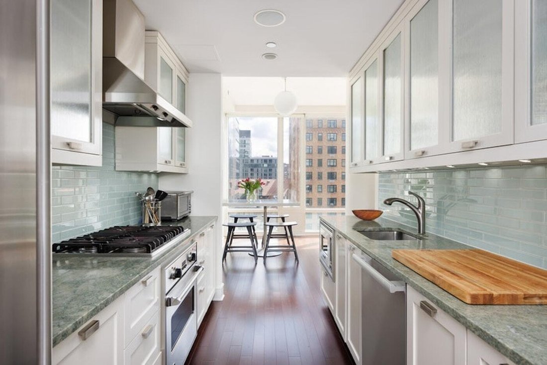 Condo in New York, New York, United States 4 - 18256192