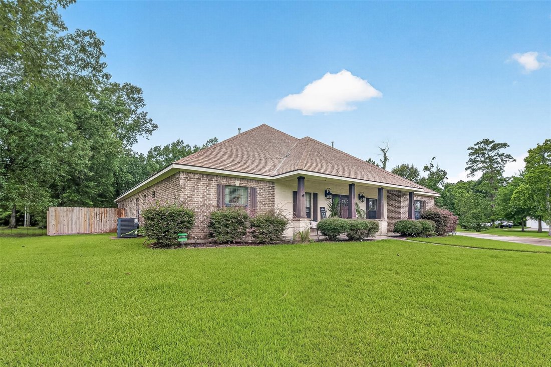 House in Baytown, Texas, United States 2 - 18265038
