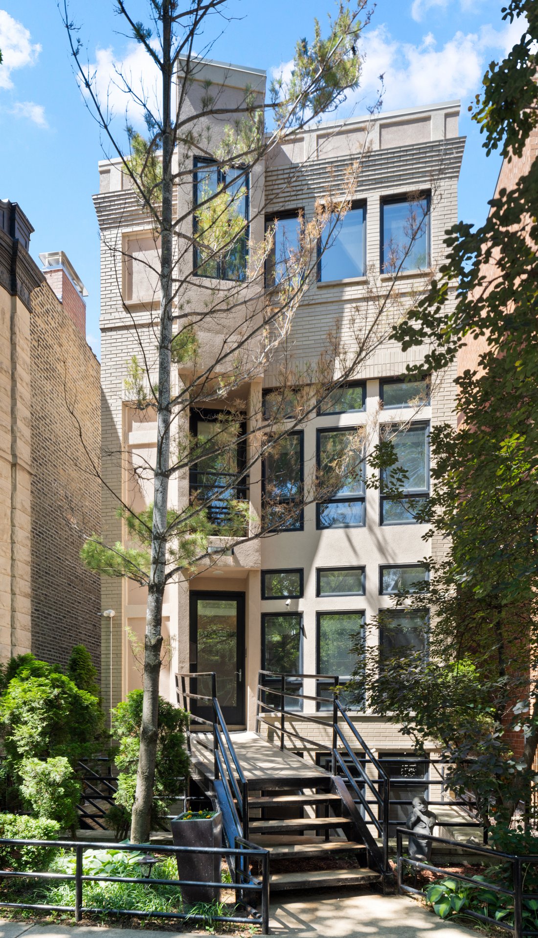 House in Chicago, Illinois, United States 2 - 18263933