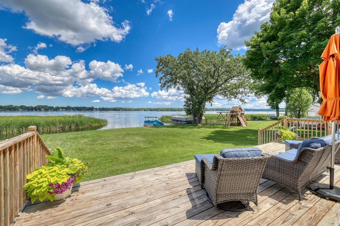 House in Delafield, Wisconsin, United States 2 - 18078966