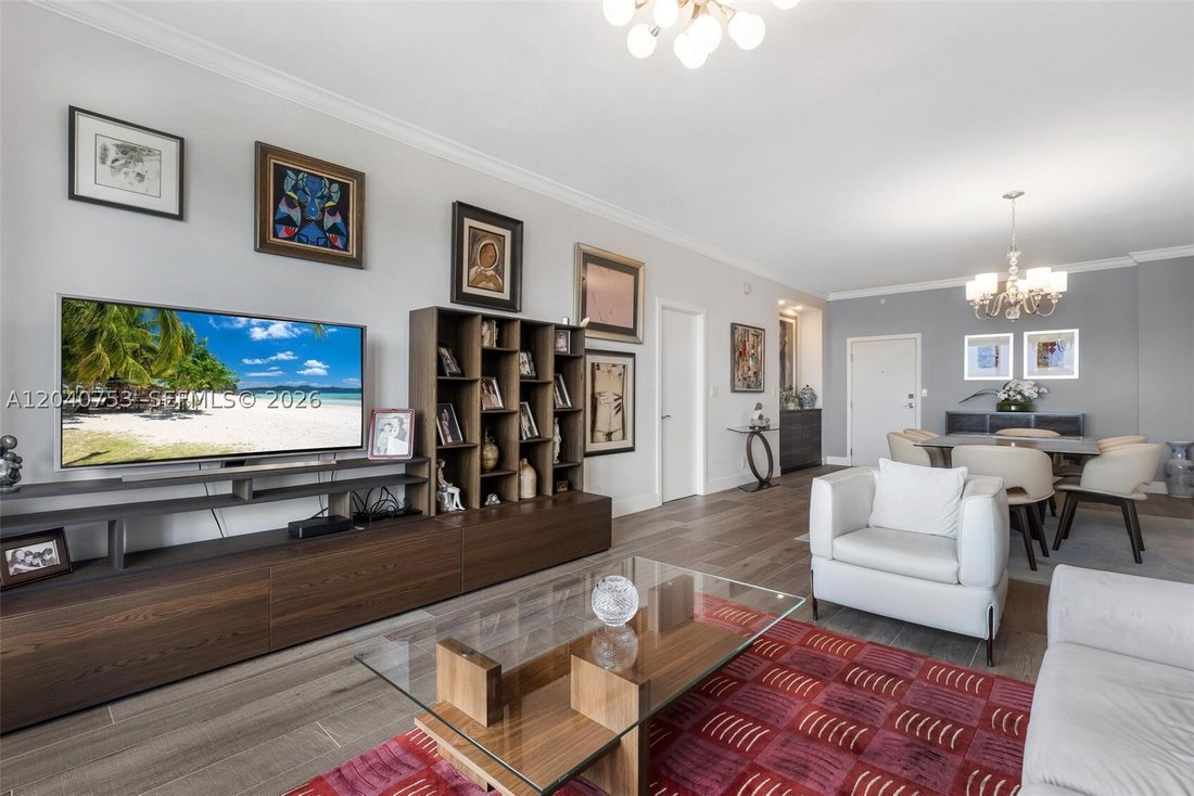 Condo in Miami, Florida, United States 2 - 18260895