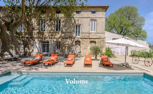 Haus in Arles, Provence-Alpes-Côte d'Azur, Frankreich 1