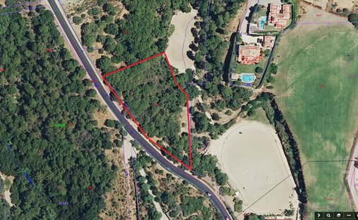 Land in Benahavis, Andalusia, Spain 1