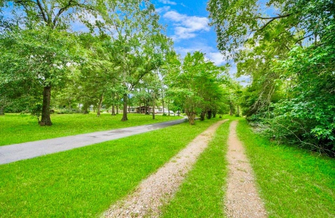 House in Conroe, Texas, United States 3 - 18265104