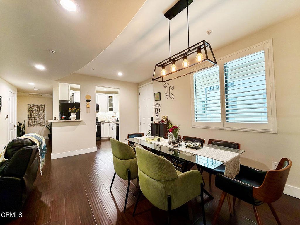 Condo in Los Angeles, California, United States 5 - 18266196