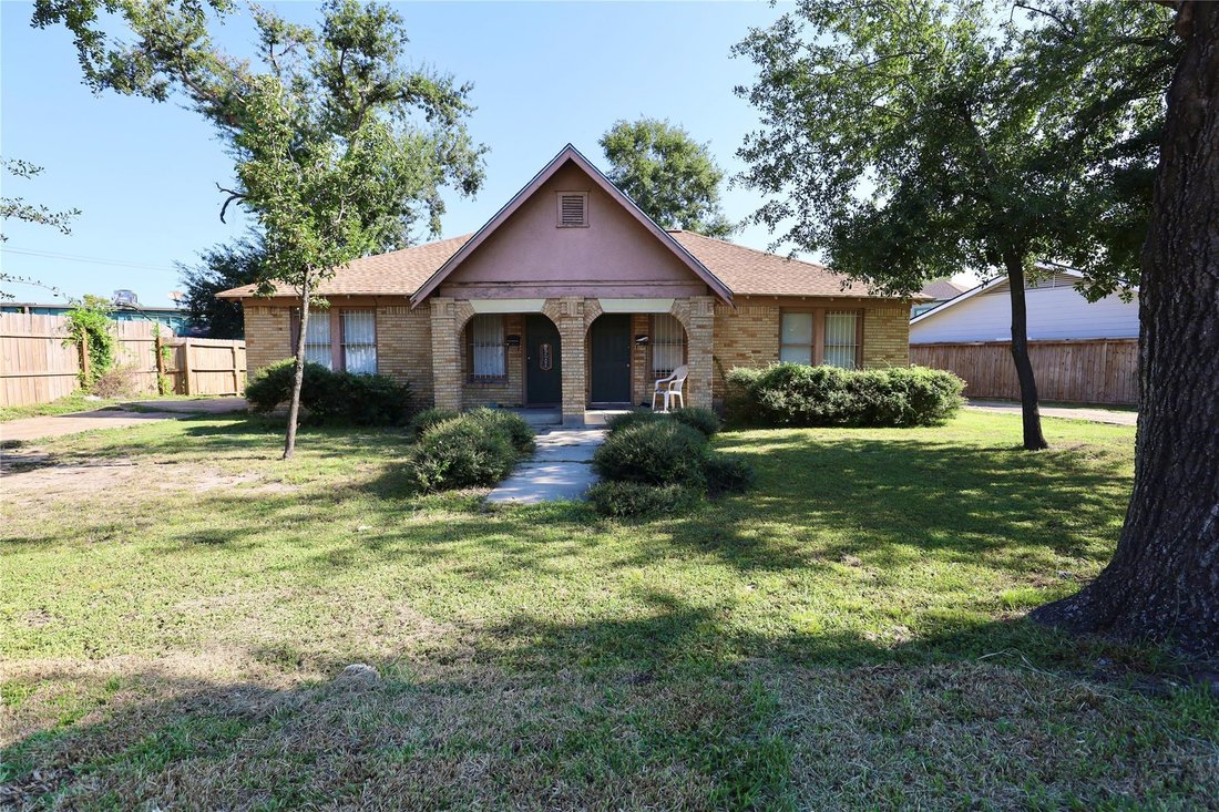 Houston, Texas, United States 1 - 18265060