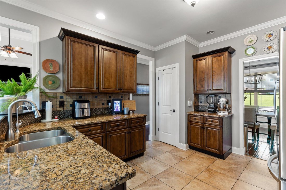 House in Ooltewah, Tennessee, United States 3 - 18260186