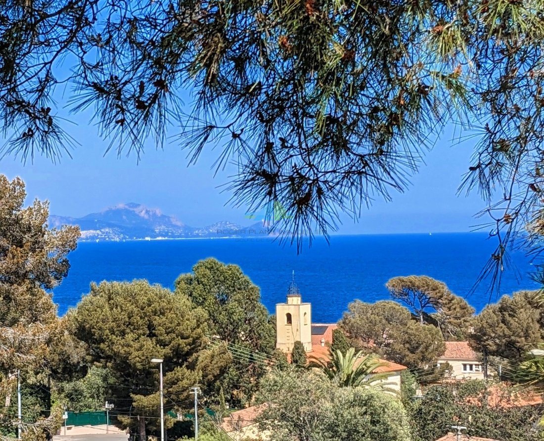 Villa in Les Issambres, Roquebrune-sur-Argens, France 1 - 17091594