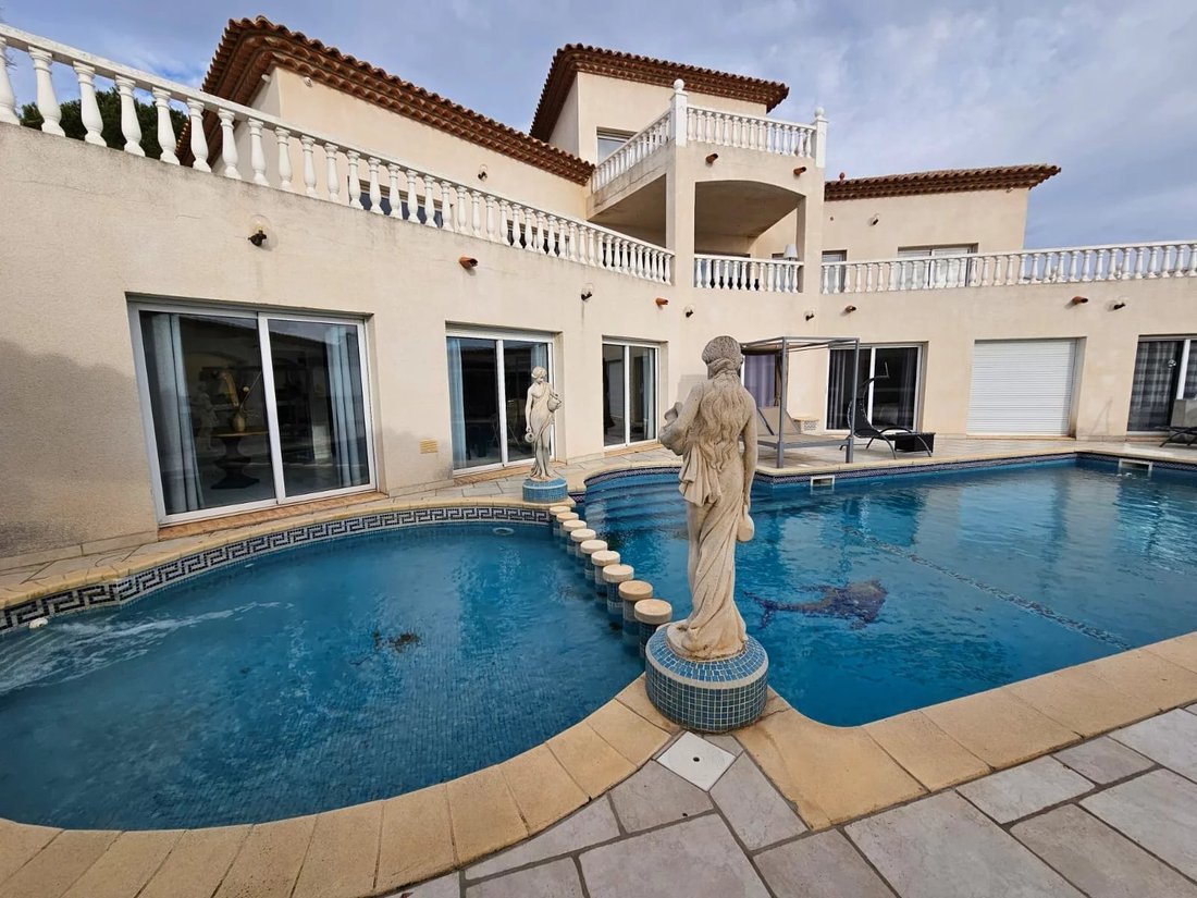 Estate in Bages, Occitania, France 3 - 18262283