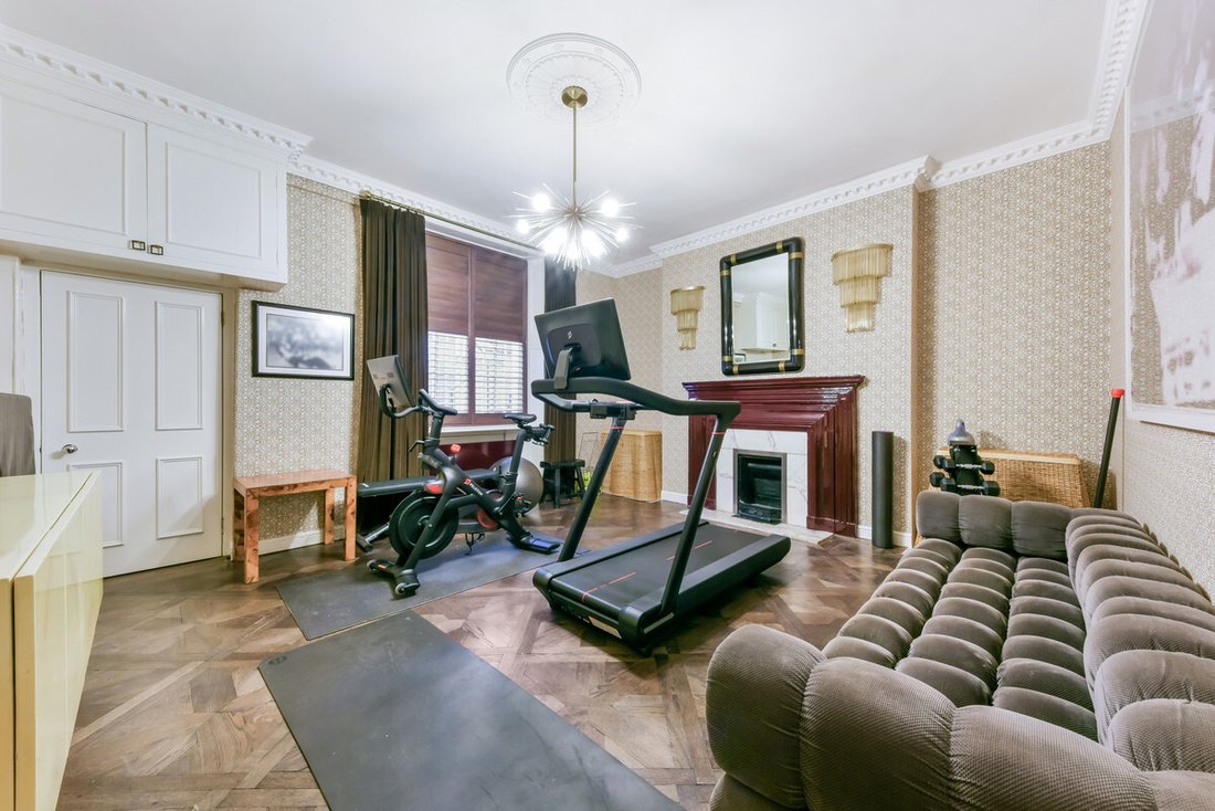 House in Hyde Park, Westminster, England 5 - 17754923
